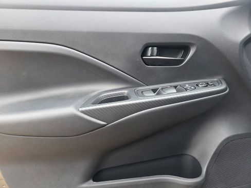 New 2025 Nissan Versa S image 14