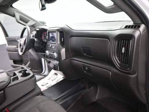 Used 2025 GMC Sierra 2500 Pro w/ Convenience Package AWD/4WD image 2