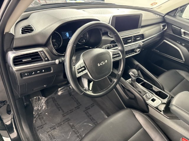 Used 2022 Kia Telluride LX AWD/4WD image 25
