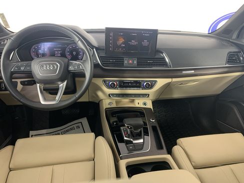 Used 2024 Audi Q5 2.0T Premium Plus w/ Premium Plus Package AWD/4WD image 35