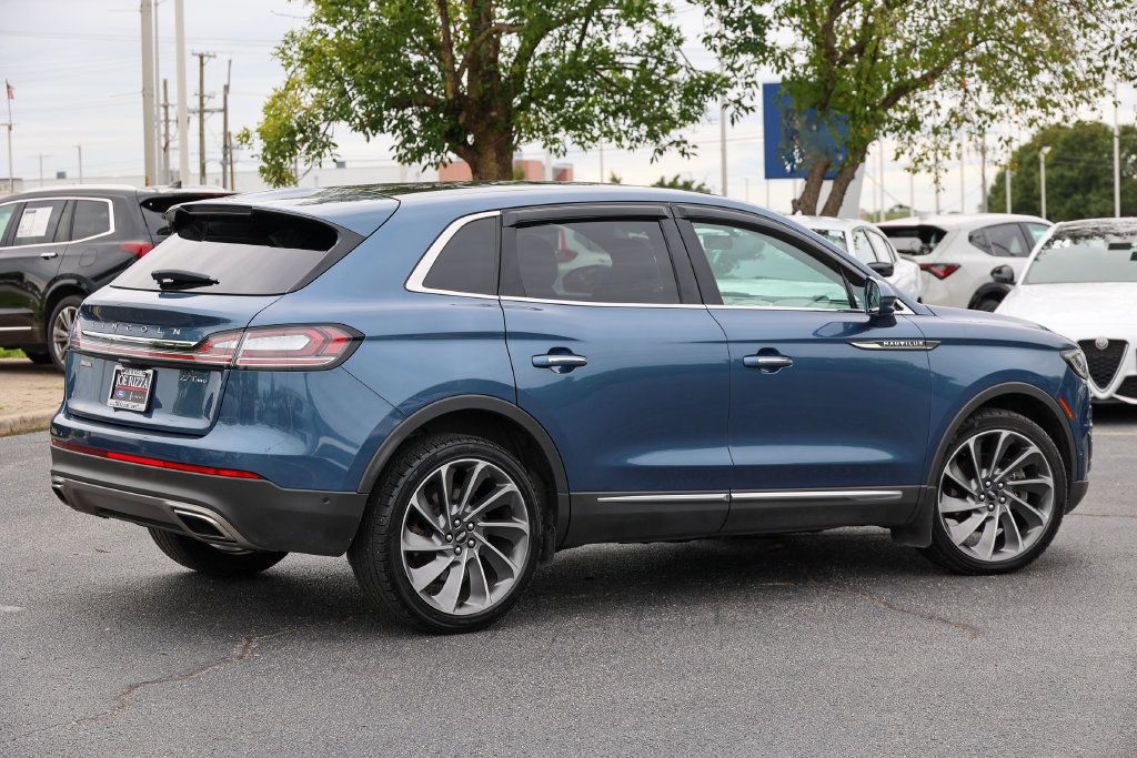 Used 2019 Lincoln Nautilus Reserve AWD/4WD image 3