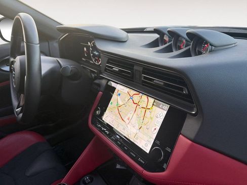 Used 2024 Nissan Z Performance w/ Floor Mat Package image 31