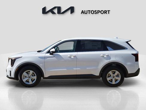 New 2026 Kia Sorento LX image 12