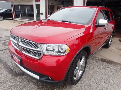Used 2011 Dodge Durango Citadel image 2