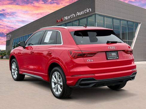 Used 2023 Audi Q3 2.0T Premium w/ Convenience Package AWD/4WD image 5