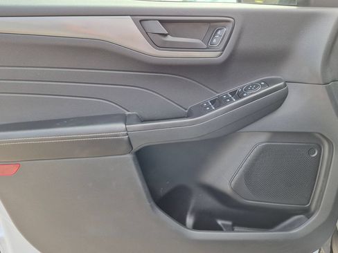 Used 2025 Ford Escape Active AWD/4WD image 11
