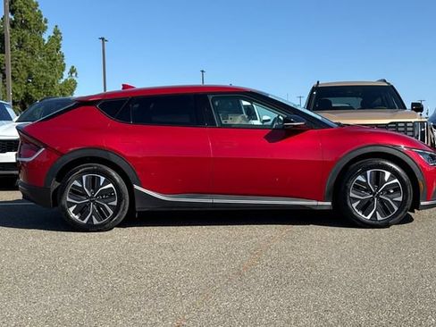 Certified 2024 Kia EV6 Light RWD image 3