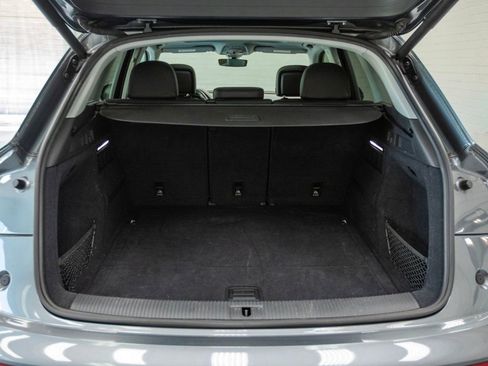 Used 2018 Audi Q5 2.0T Premium w/ Convenience Package AWD/4WD image 31