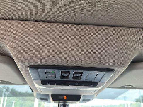 Used 2024 Nissan Rogue Platinum w/ Platinum Premium Package FWD image 22