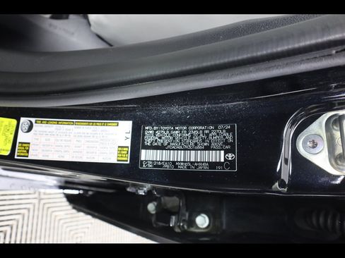 Used 2024 Toyota Prius Limited w/ Limited Premium Package AWD/4WD image 30