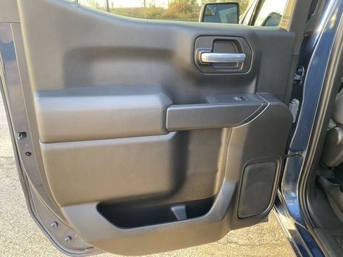 Used 2021 Chevrolet Silverado 1500 Custom Trail Boss w/ LPO, Dark Essentials Package image 21