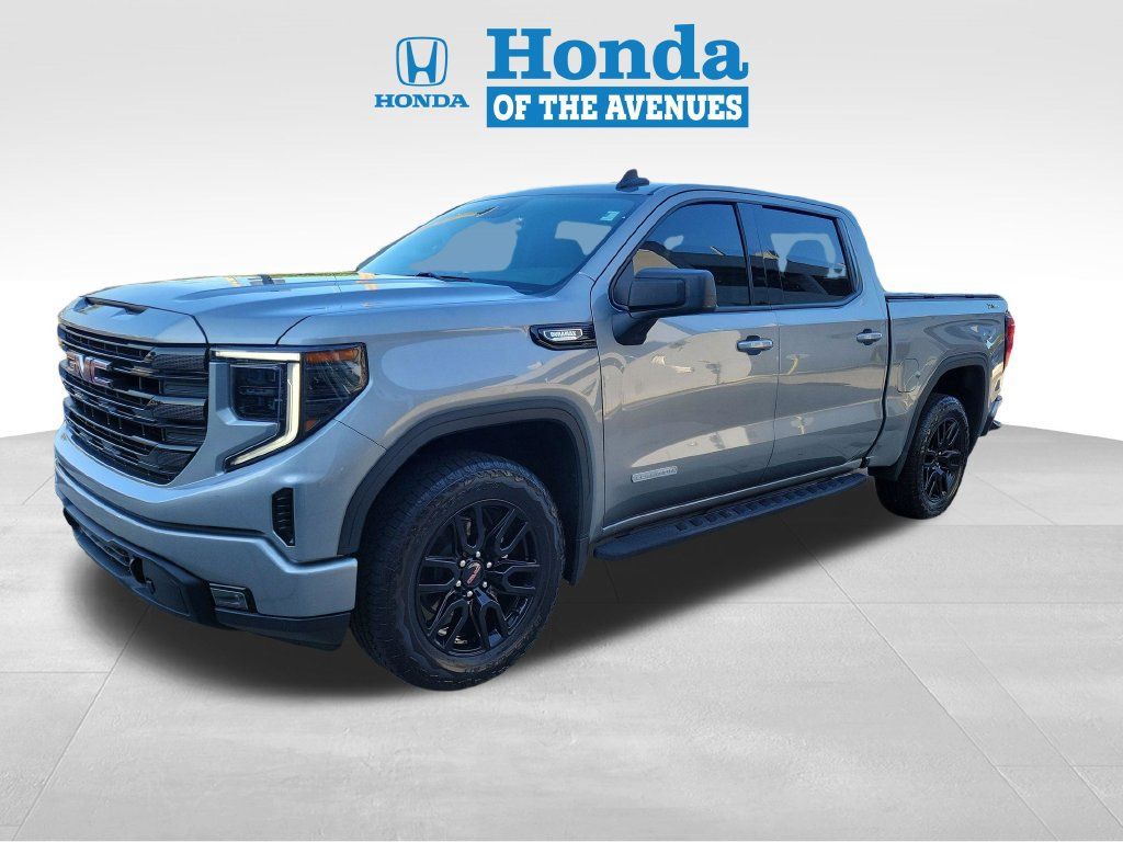 Used 2024 GMC Sierra 1500 Elevation AWD/4WD image 2