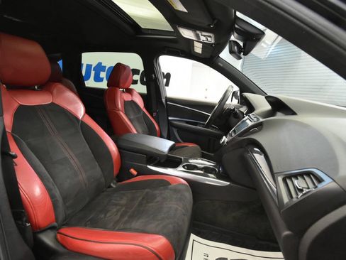 Used 2019 Acura MDX A-Spec image 16