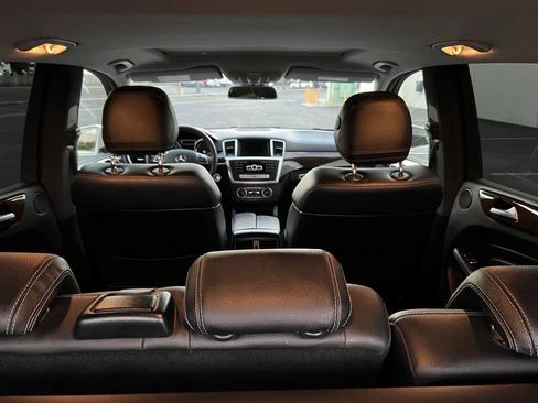 Used 2015 Mercedes-Benz ML 350 2WD w/ Premium 1 Package image 21