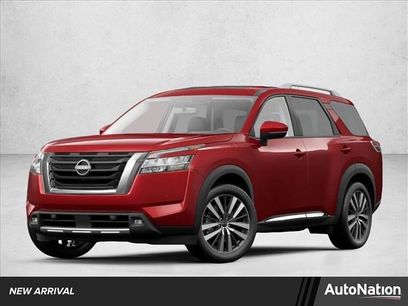 Used 2022 Nissan Pathfinder Platinum w/ Cargo Package