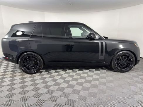 Used 2026 Land Rover Range Rover Long Wheelbase SE AWD/4WD image 8