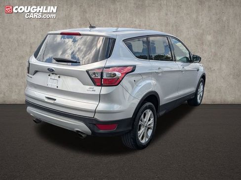 Used 2017 Ford Escape SE AWD/4WD image 7