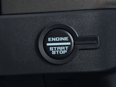 New 2025 Ford Bronco Big Bend w/ Black Diamond Package image 17