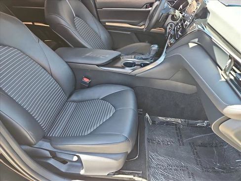 Certified 2023 Toyota Camry SE FWD image 19