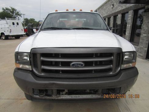 Used 2004 Ford F550 2WD Crew Cab Super Duty image 5