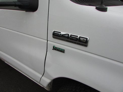 Used 2012 Ford E-450 and Econoline 450 Super Duty w/ PWR Locks & Windows Group RWD image 50