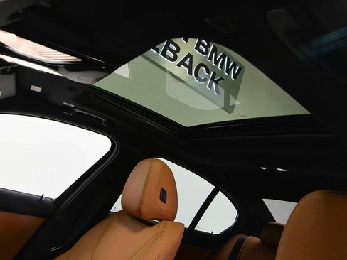 Certified 2024 BMW 330i Sedan w/ Convenience Package image 7