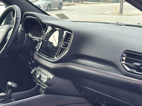 Certified 2023 Dodge Durango R/T image 30