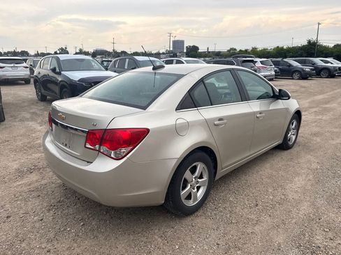 Used 2016 Chevrolet Cruze LT FWD image 3