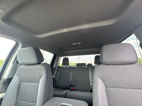 Used 2024 Chevrolet Silverado 1500 LT AWD/4WD image 32