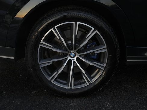 Used 2020 BMW X6 M50i w/ Executive Package image 11