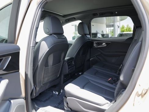 Used 2025 Audi Q7 3.0T Premium Plus w/ Premium Plus Package image 19