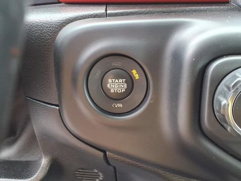 Used 2021 Jeep Wrangler Unlimited Rubicon AWD/4WD image 8