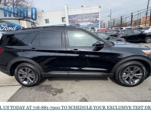 Used 2023 Ford Explorer XLT w/ Equipment Group 202A image 4