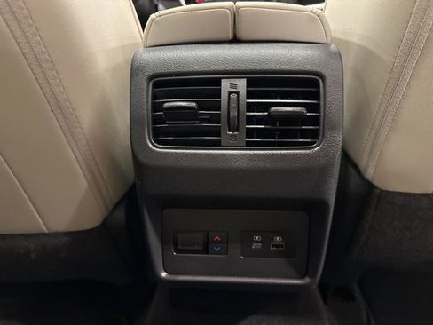 Used 2023 Nissan Rogue SL w/ SL Premium Package image 39