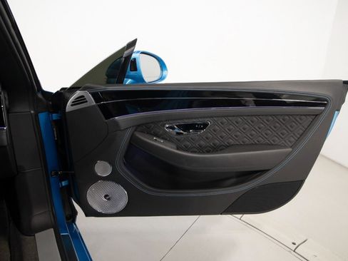 Used 2020 Bentley Continental GT image 38