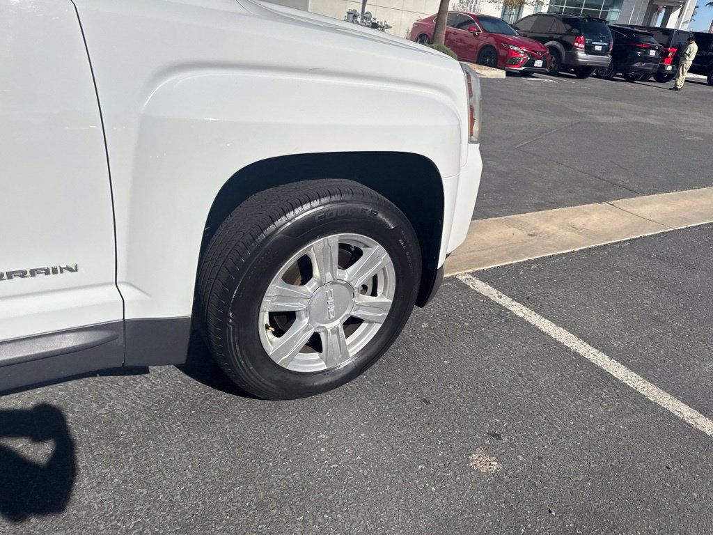 Used 2015 GMC Terrain SLE FWD image 19