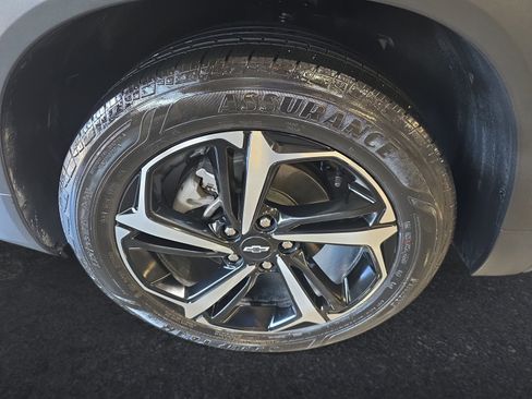 Certified 2023 Chevrolet TrailBlazer RS w/ Convenience Package FWD image 18