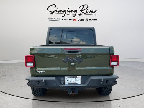 Used 2021 Jeep Gladiator Sport AWD/4WD image 6