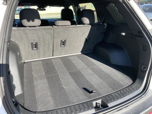 Used 2025 Chevrolet Equinox LT image 15