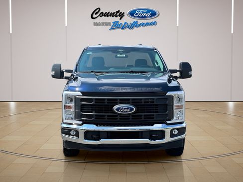 New 2025 Ford F350 XL w/ 360-Degree Camera Package RWD image 11