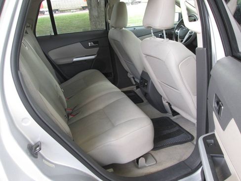 Used 2012 Ford Edge SE FWD image 22