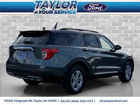 Certified 2023 Ford Explorer XLT w/ Equipment Group 202A image 3