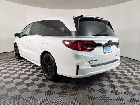 New 2026 Honda Odyssey Sport-L image 2