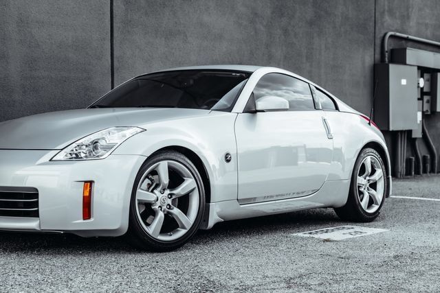 Used 2008 Nissan 350Z Touring w/ Cargo Convenience Pkg RWD image 38