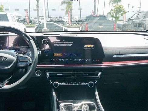 New 2026 Chevrolet Traverse RS image 8