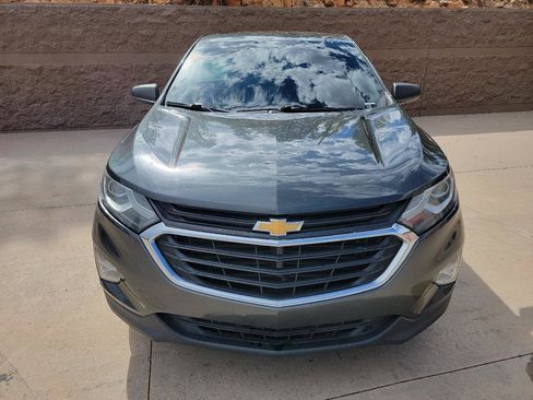 Used 2020 Chevrolet Equinox LT w/ Sport Edition AWD/4WD image 2