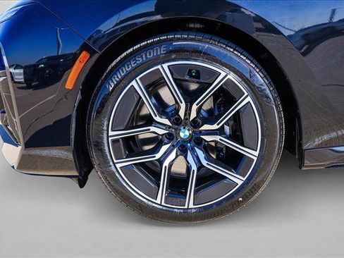 New 2026 BMW 760i xDrive image 9
