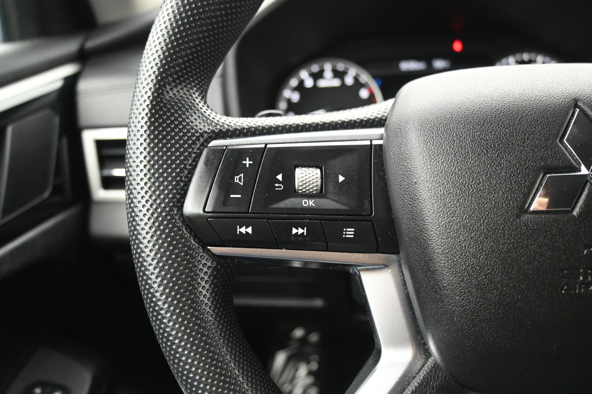 Used 2022 Mitsubishi Outlander ES AWD/4WD image 20