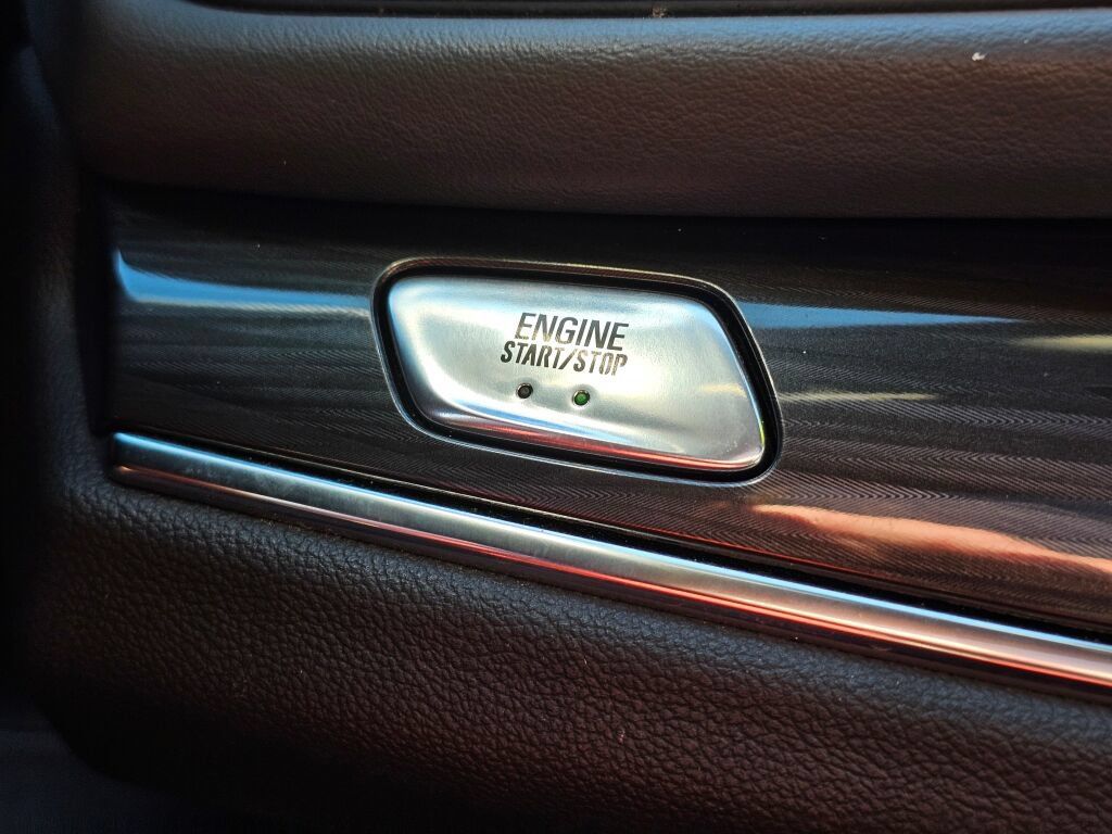 Used 2023 Buick Enclave Essence w/ Experience Buick Package AWD/4WD image 41