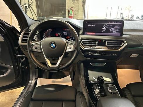 Used 2023 BMW X4 xDrive30i w/ Premium Package image 13